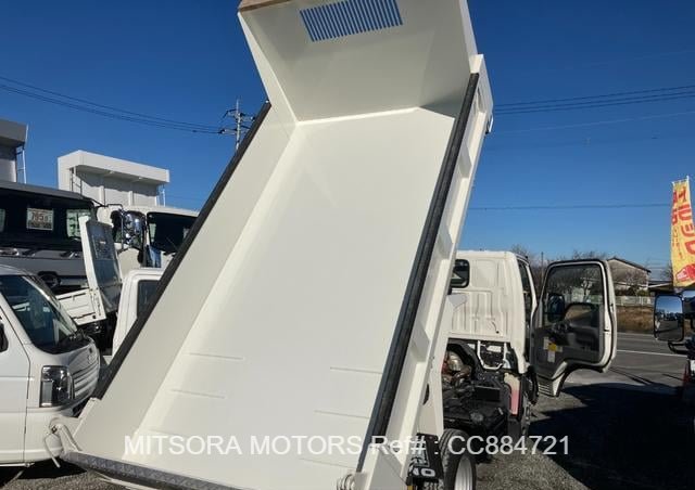 
								2017 HINO DUTRO full									