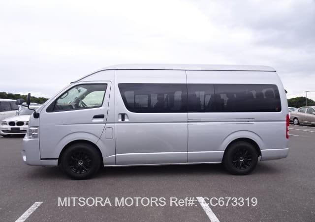 2019 TOYOTA HIACE COMMUTER 2.7GL