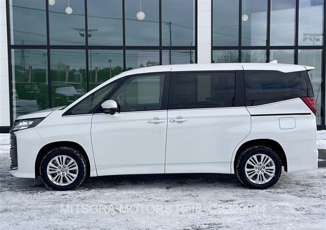 
								2025 TOYOTA NOAH full									