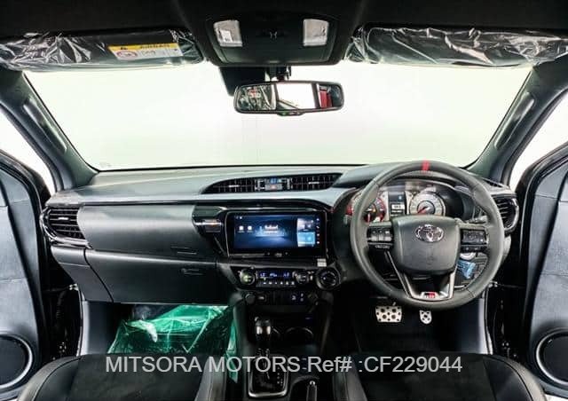 
								2024 TOYOTA HILUX GR full									