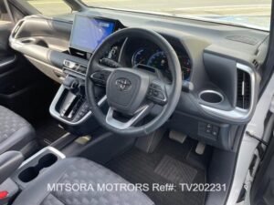 2022 TOYOTA VOXY S-Z