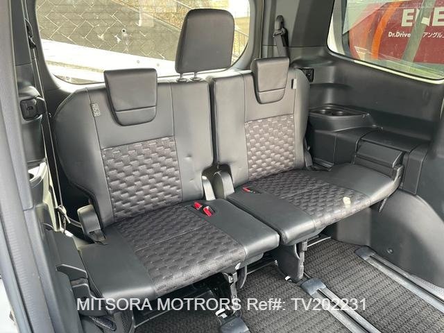 
								2022 TOYOTA VOXY S-Z full									