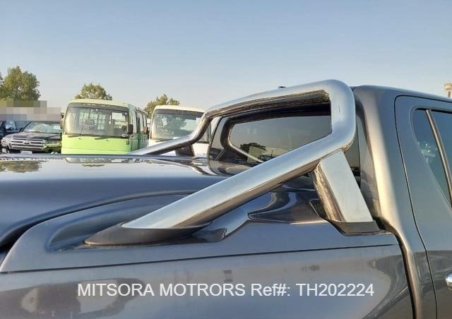 
								2022 Toyota Hilux full									