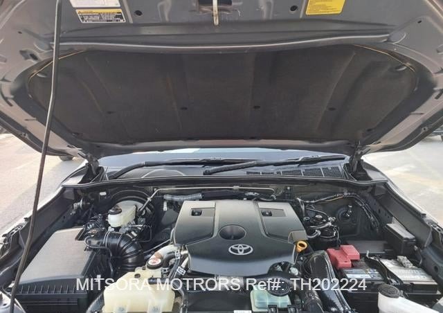 
								2022 Toyota Hilux full									