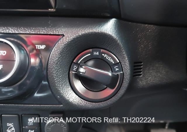 
								2022 Toyota Hilux full									