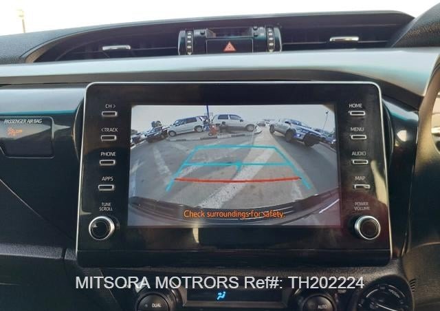 
								2022 Toyota Hilux full									