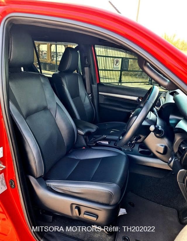2020 TOYOTA HILUX ROCCO DOUBLE CABIN