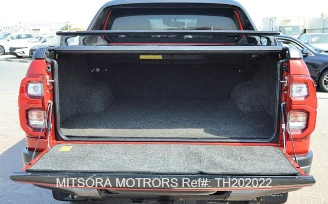 
								2020 TOYOTA HILUX ROCCO DOUBLE CABIN full									