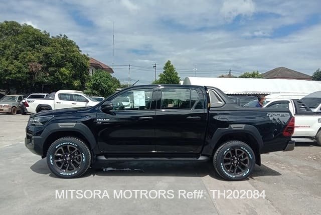 
								2020 TOYOTA HILUX ROCCO DOUBLE CABIN full									