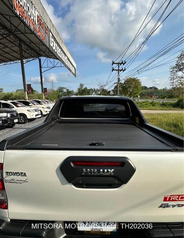 
								2020 TOYOTA HILUX ROCCO DOUBLE CABIN full									