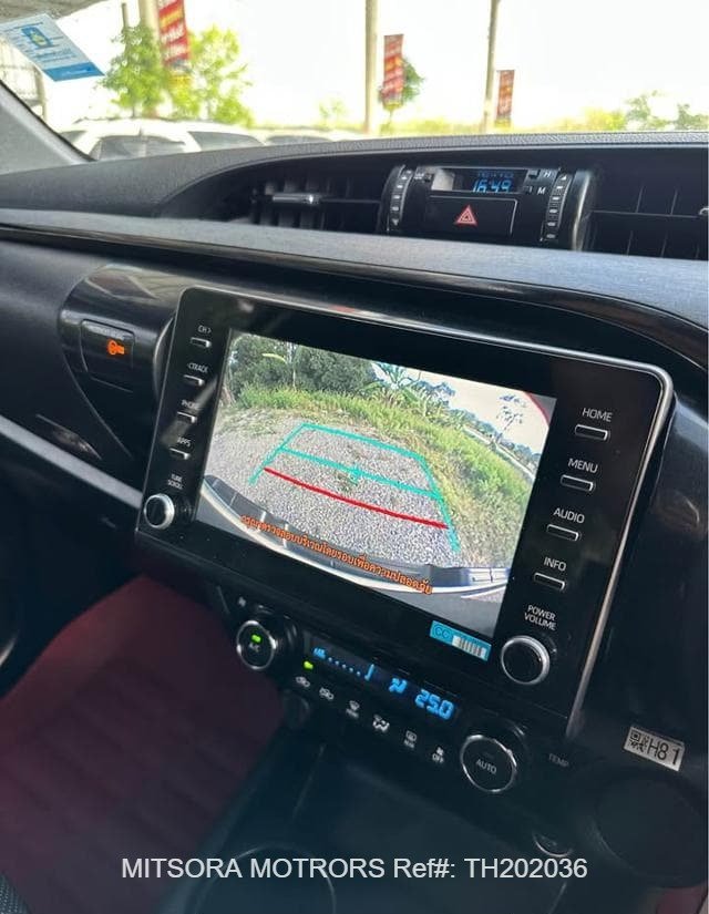 
								2020 TOYOTA HILUX ROCCO DOUBLE CABIN full									