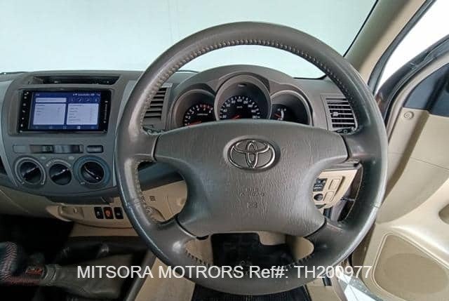 
								2009 Toyota Hilux full									