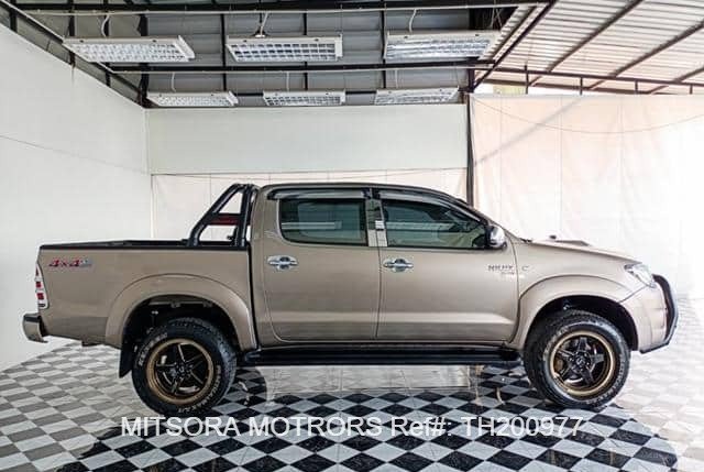 
								2009 Toyota Hilux full									