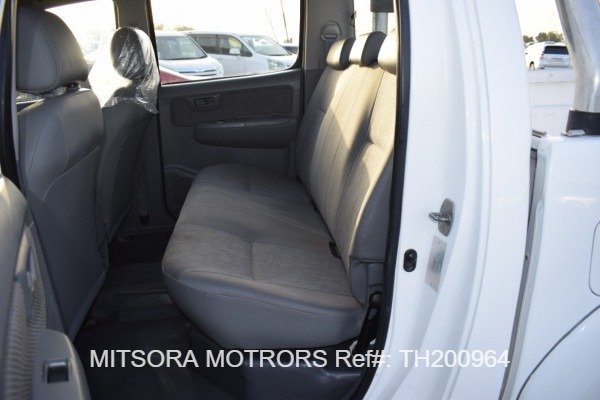 
								2009 Toyota Hilux full									