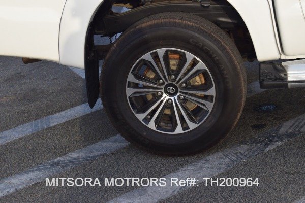 
								2009 Toyota Hilux full									