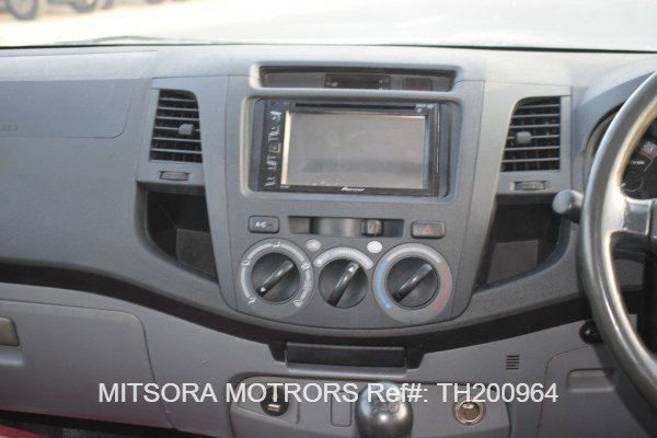 
								2009 Toyota Hilux full									