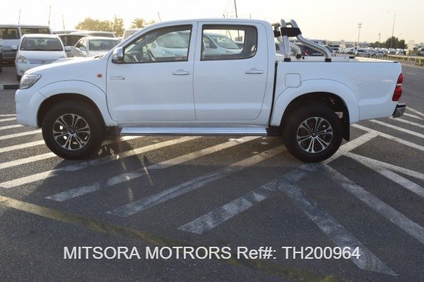 
								2009 Toyota Hilux full									