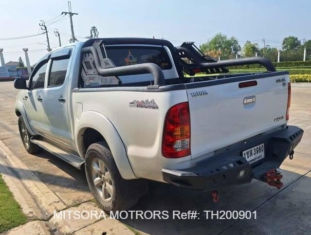 
								2009 Toyota Hilux full									