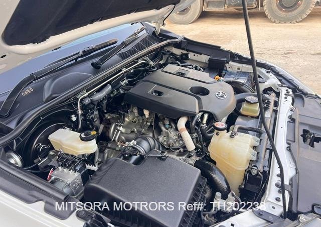 
								2023 Toyota Hilux full									