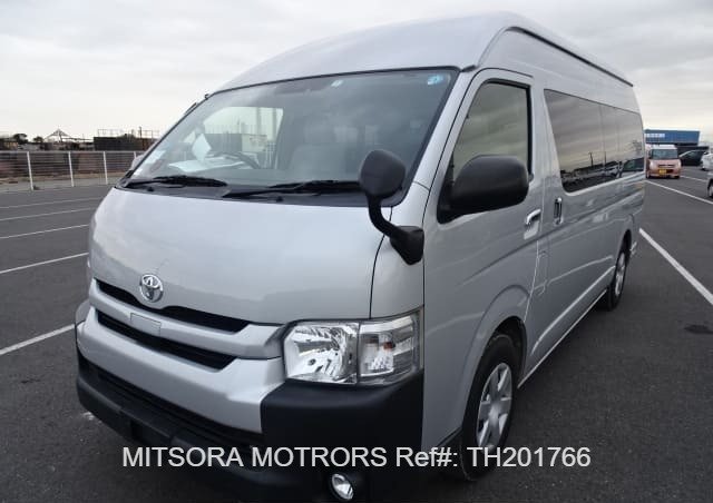 2018 TOYOTA HIACE