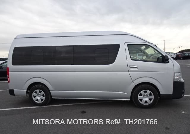 
								2018 TOYOTA HIACE full									