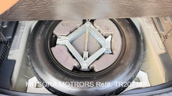 
								2021 TOYOTA RAV4 full									