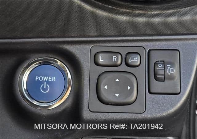 
								2019 TOYOTA AQUA full									