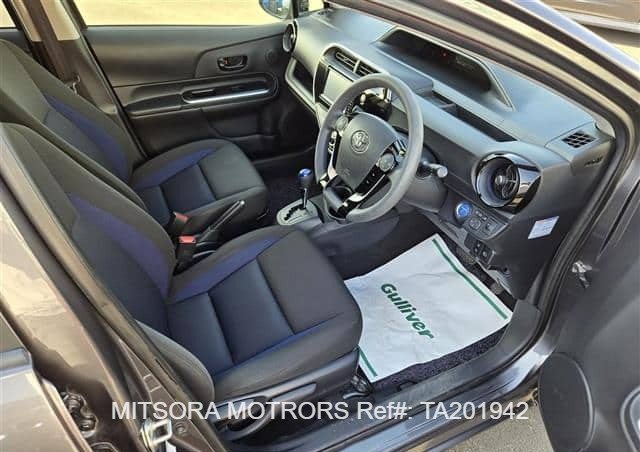 
								2019 TOYOTA AQUA full									