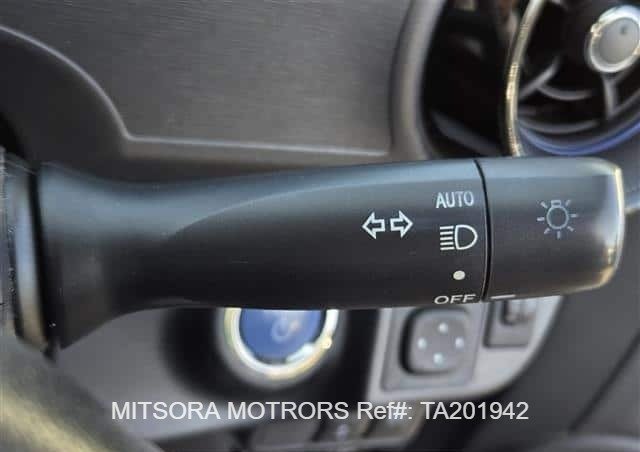 
								2019 TOYOTA AQUA full									