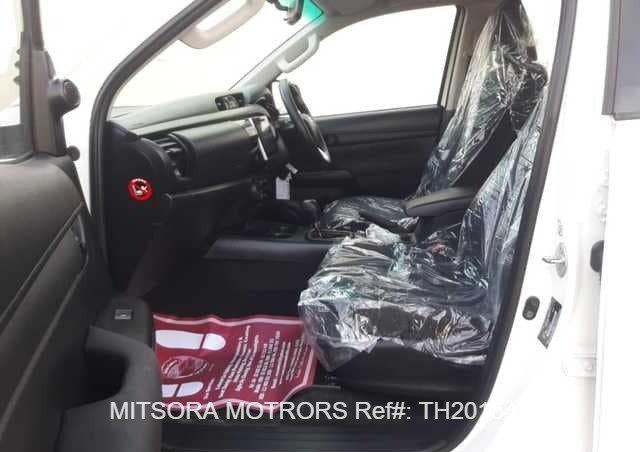 
								2015 Toyota Hilux full									