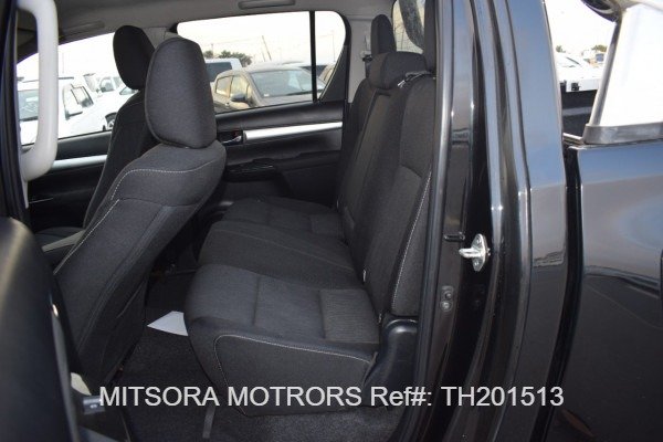 
								2015 Toyota Hilux full									
