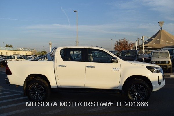 
								2016 Toyota Hilux full									