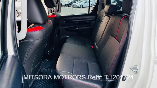 
								2017 Toyota Hilux full									