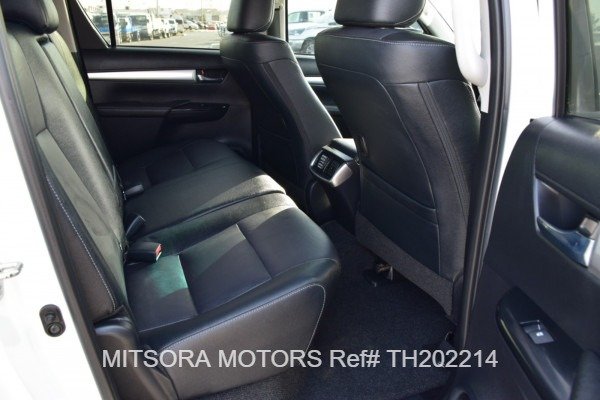 
								2022 TOYOTA HILUX full									