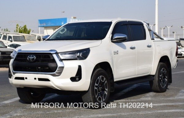 2022 TOYOTA HILUX