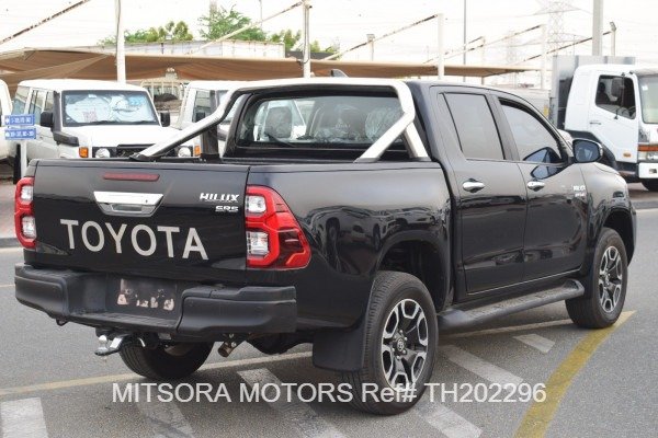 
								2022 TOYOTA HILUX full									
