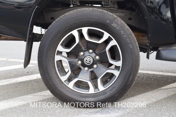 
								2022 TOYOTA HILUX full									