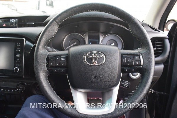 
								2022 TOYOTA HILUX full									