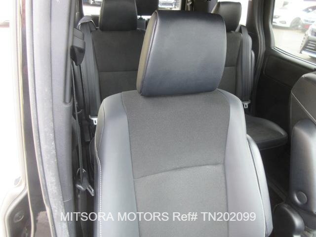 
								2020 TOYOTA NOAH full									