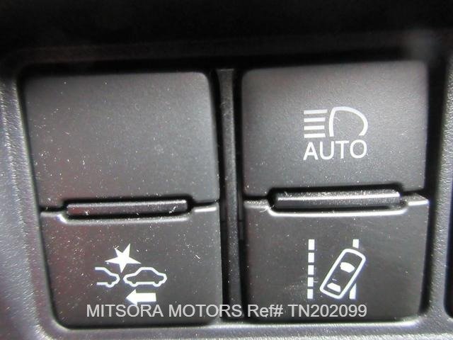 
								2020 TOYOTA NOAH full									