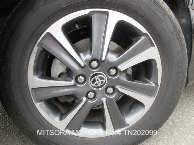 
								2020 TOYOTA NOAH full									