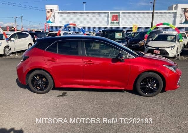 
								2021 TOYOTA COROLLA full									