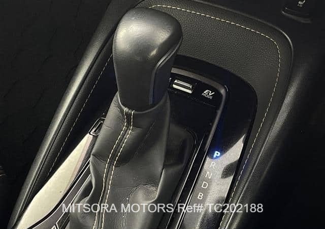 
								2021 TOYOTA COROLLA full									