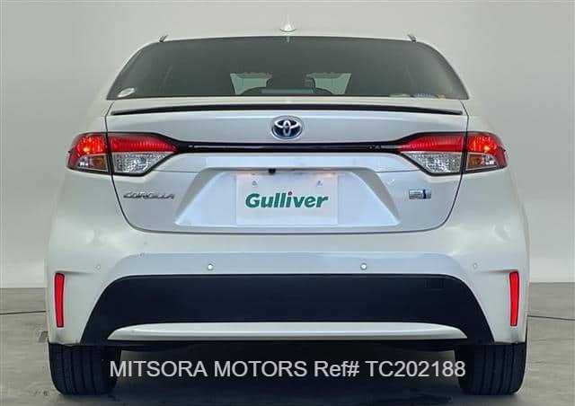 
								2021 TOYOTA COROLLA full									