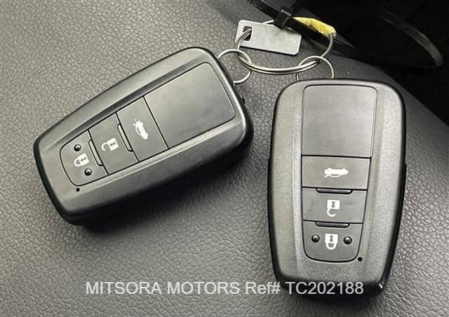 
								2021 TOYOTA COROLLA full									