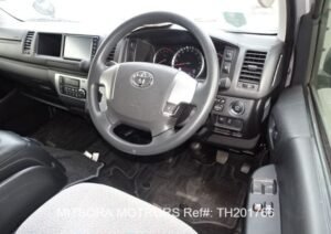 2016 TOYOTA HIACE