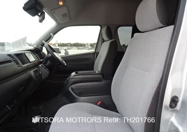 
								2016 TOYOTA HIACE full									