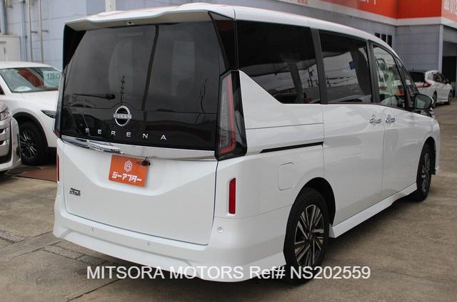 2025 NISSAN SERENA HIGHWAY STAR V