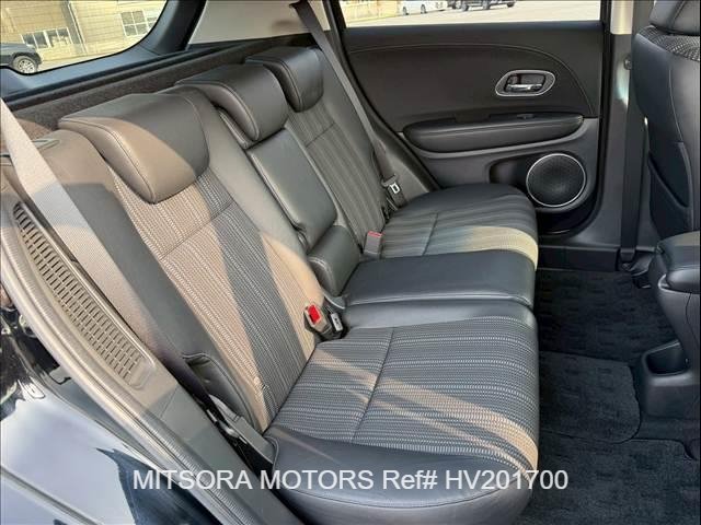 
								2017 HONDA VEZEL HYBRID Z full									