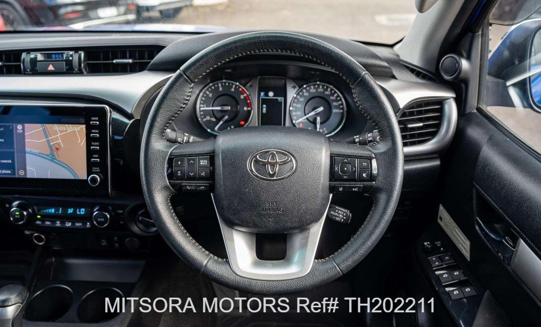
								2022 TOYOTA HILUX full									